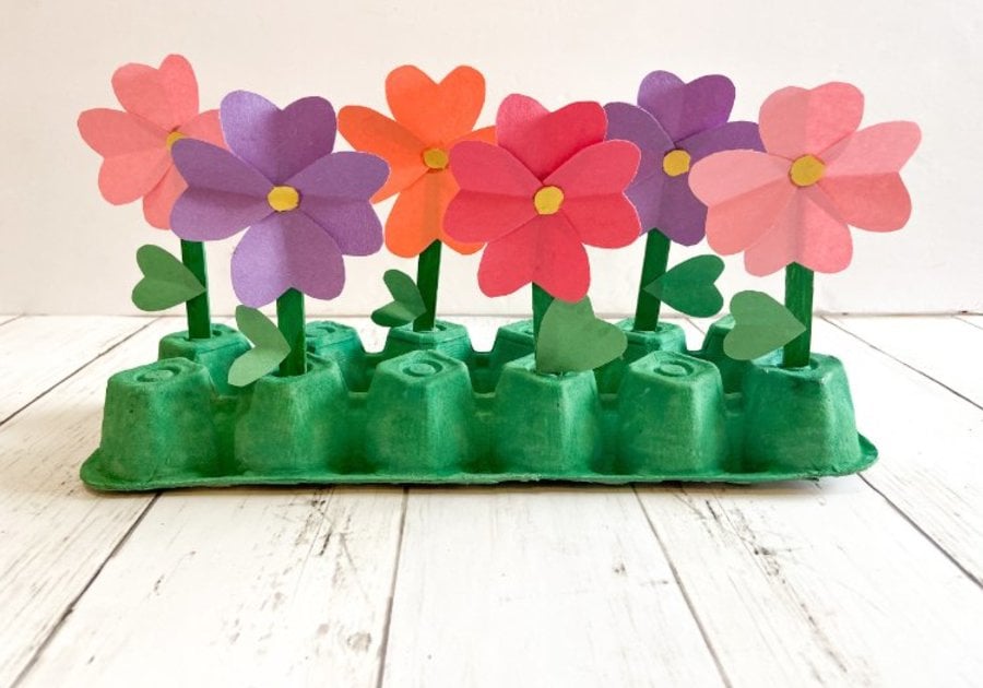 Crafting a Delightful Paper Flower Garden: Step-by-Step Guide for Gorgeous Blooms