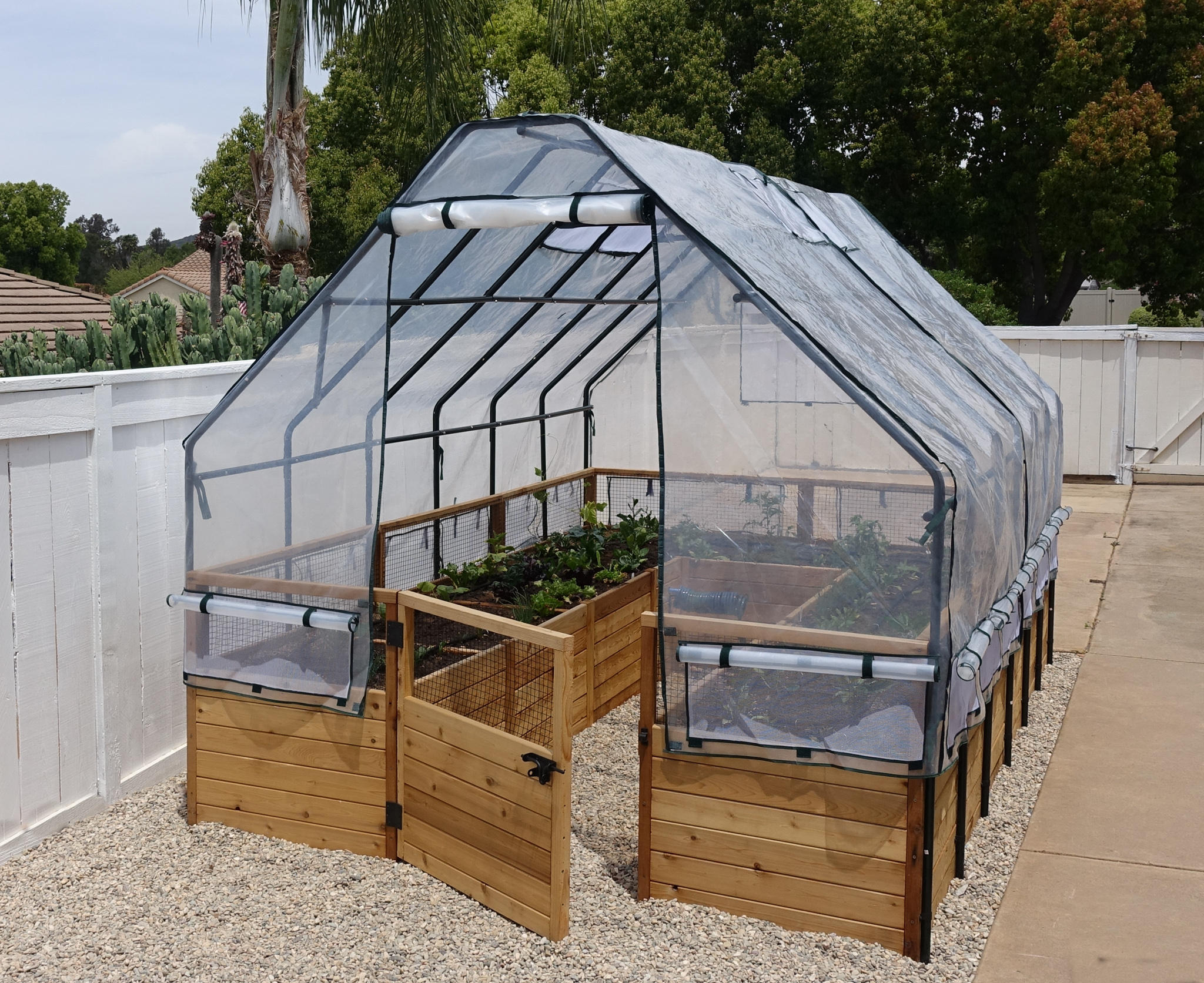 Creating Your Picture-Perfect Garden Oasis with a Greenhouse