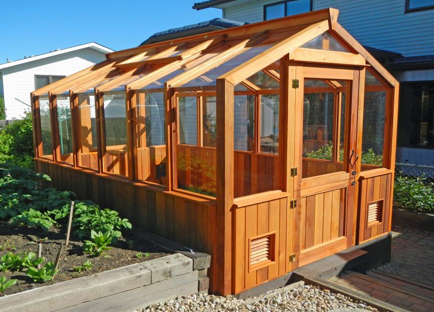 The Benefits of Investing in a 4x4 Greenhouse for Optimal Plant Growth